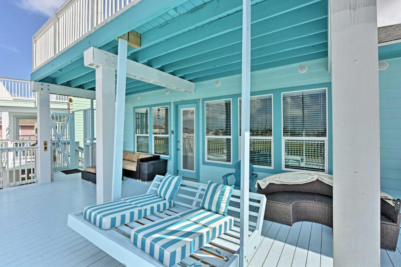 Bright Surfside Beach Home With Decks Walk To Shore Εξωτερικό φωτογραφία